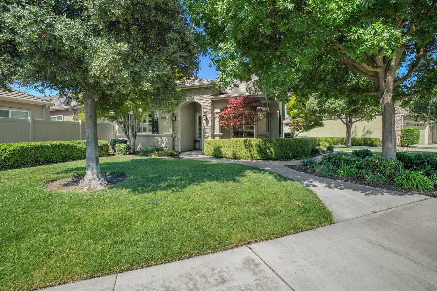 2431 Cypress Point Dr. Turlock