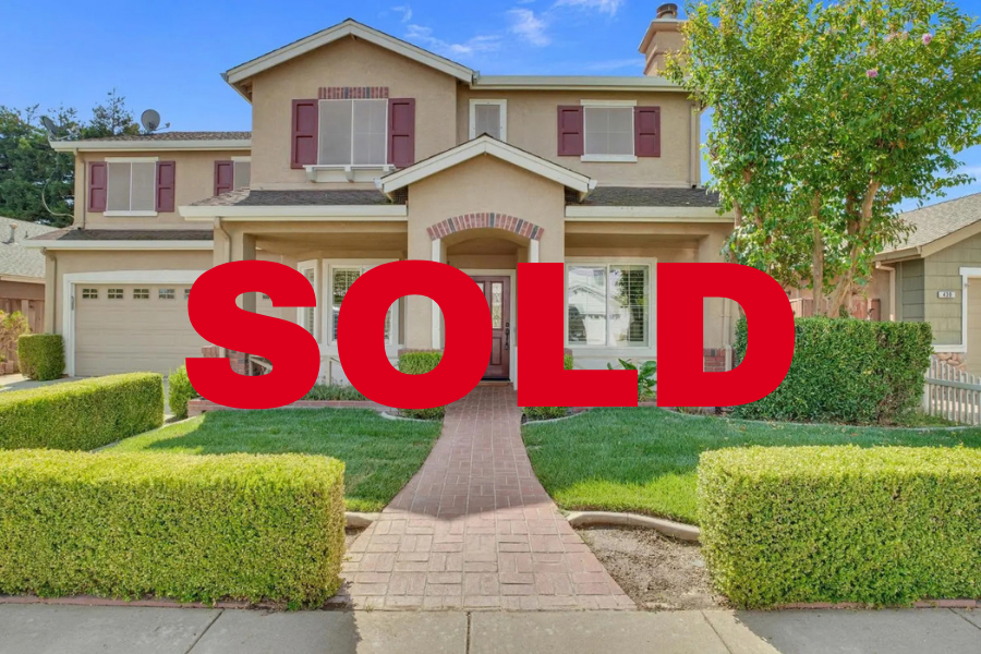SOLD – 420 Vintage Drive, Turlock, 4bd2.5ba/2232sf